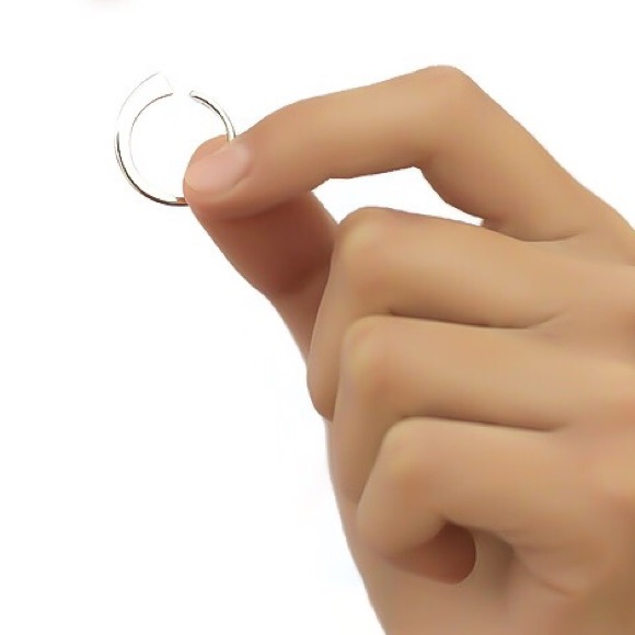 925 Sterling Silver Minimalist Adjustable Ring - Picture 3 of 6